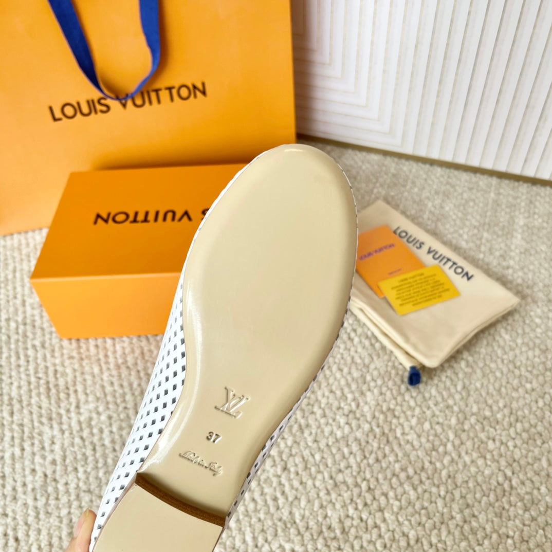 Louis Vuitton Shake Flat Ballerina White Cowhide