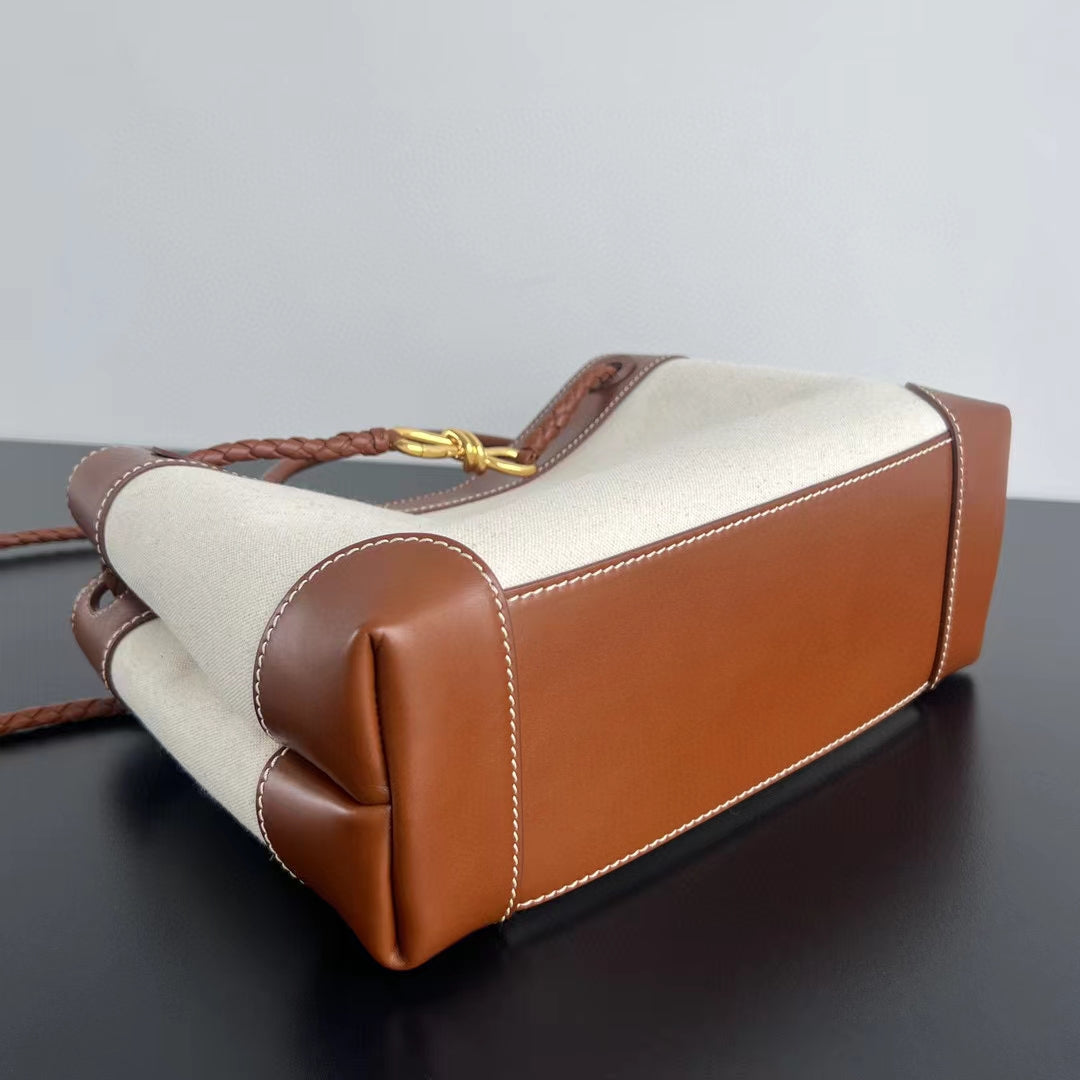 Bottega Veneta bv medium andiamo 32 brown lambskin white canvas