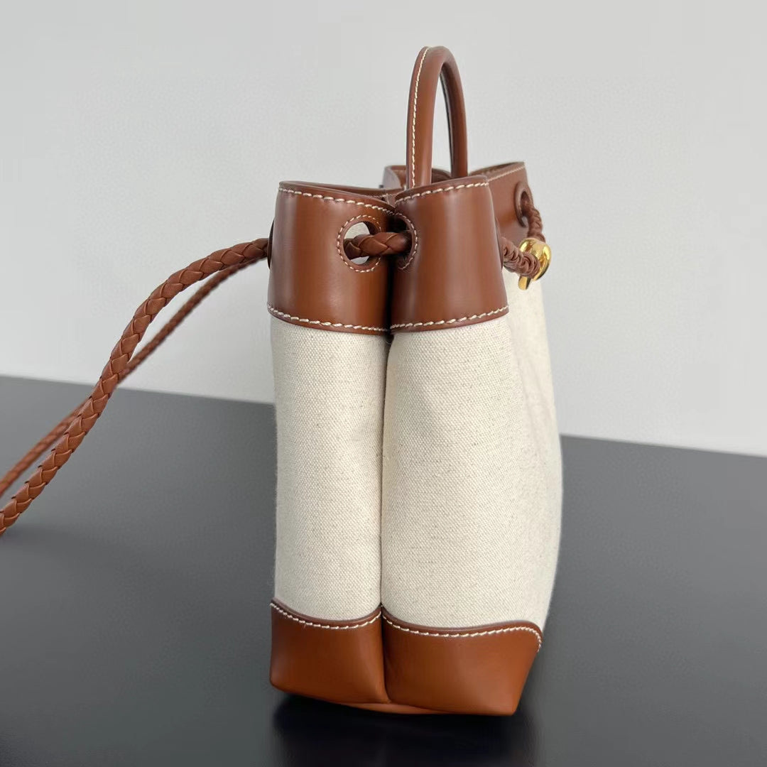 Bottega Veneta bv medium andiamo 32 brown lambskin white canvas