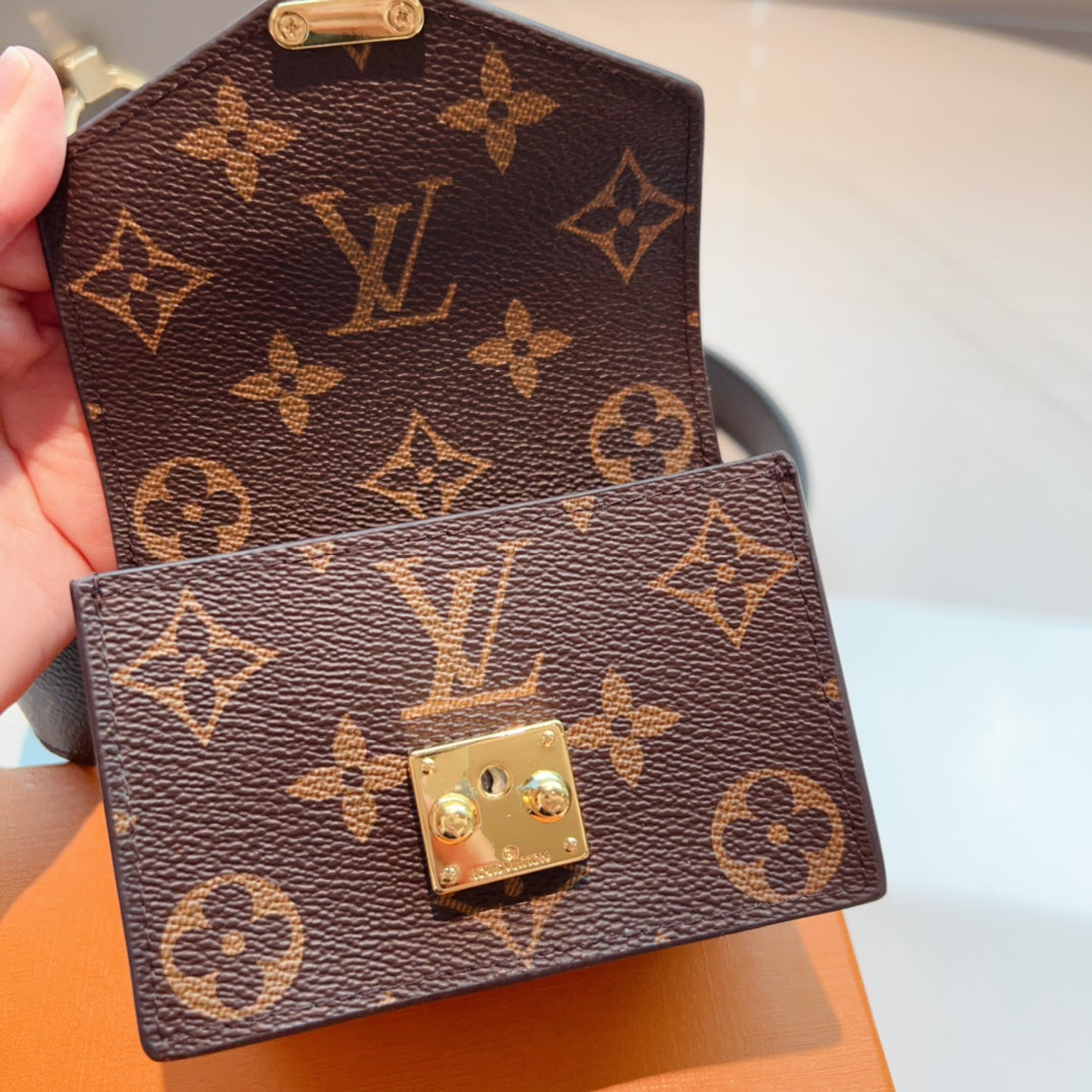 Louis Vuitton Metis Belt Bag 30 Buckle Brown Monogram