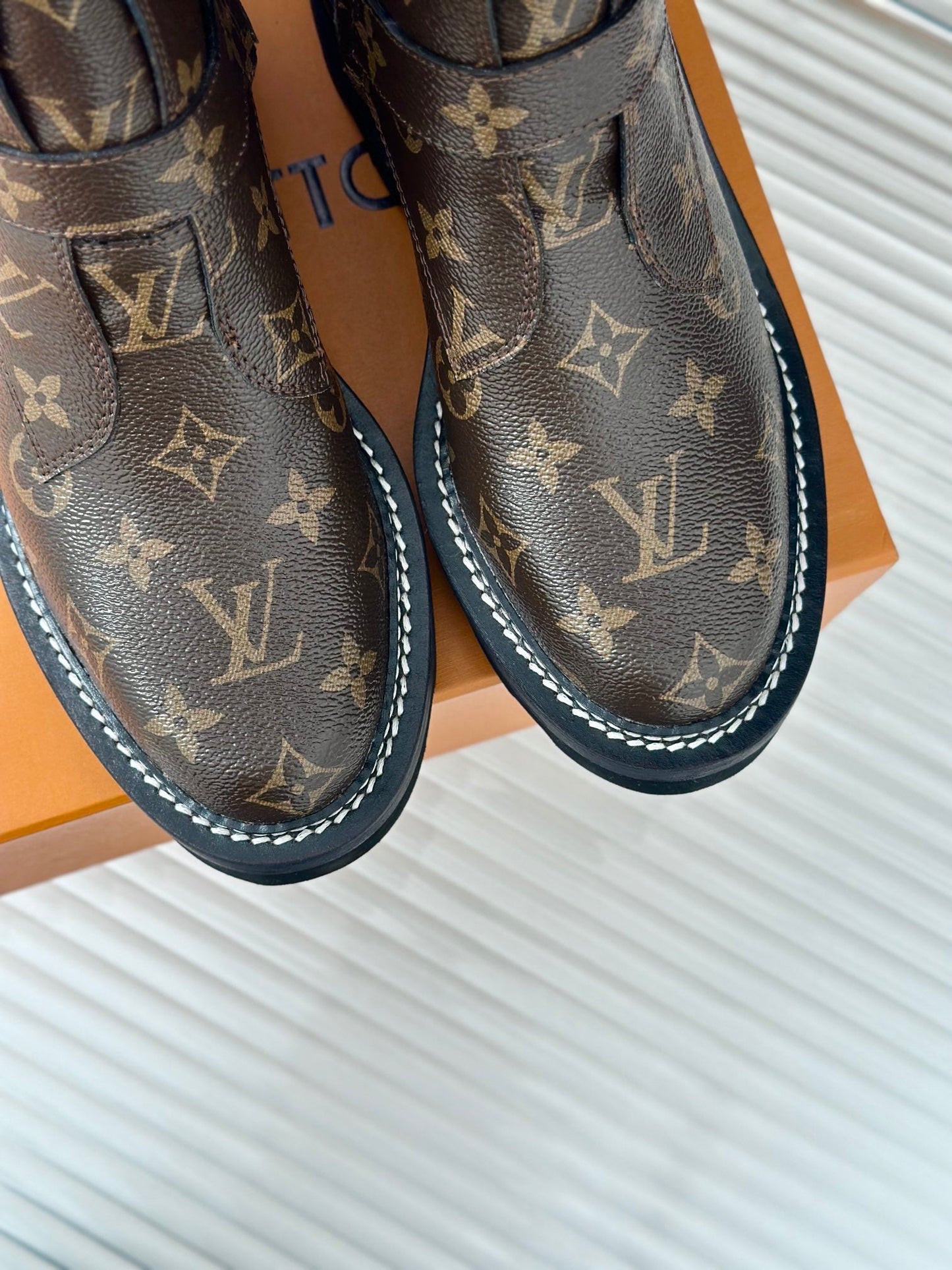 Louis Vuitton Beaubourg Ankle Boot 30mm Dark Brown Monogram Calfskin