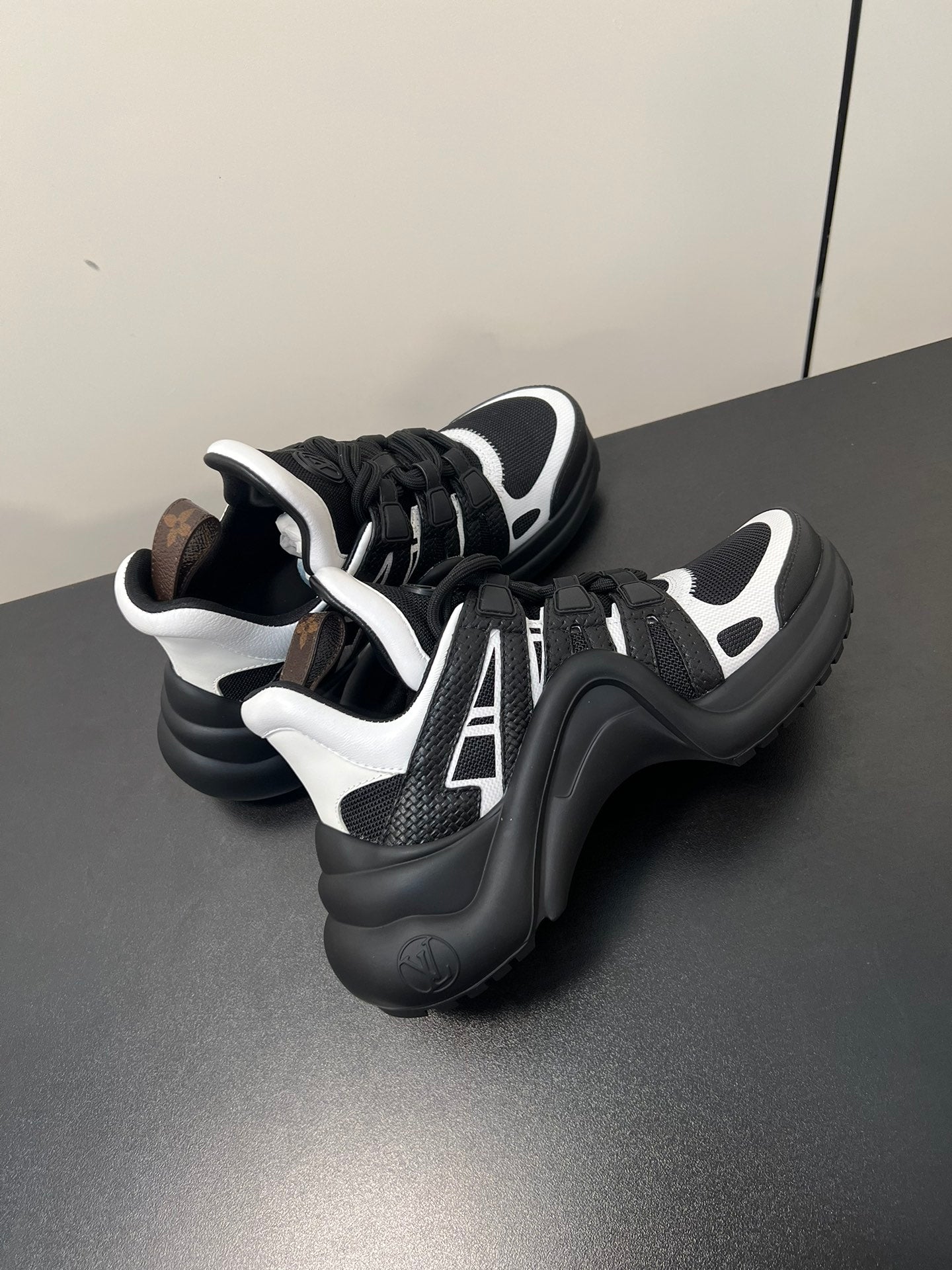Louis Vuitton Archlight Sneaker 50mm Black Mix White Fabric