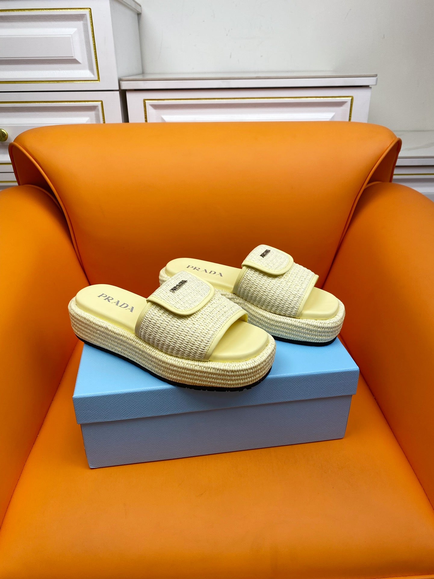 PRADA Crochet Mule 20 Vanilla