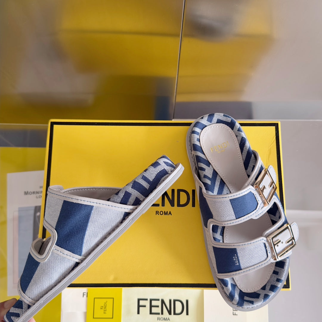 FENDI FF Feel Blue Light Grey Canvas Slide
