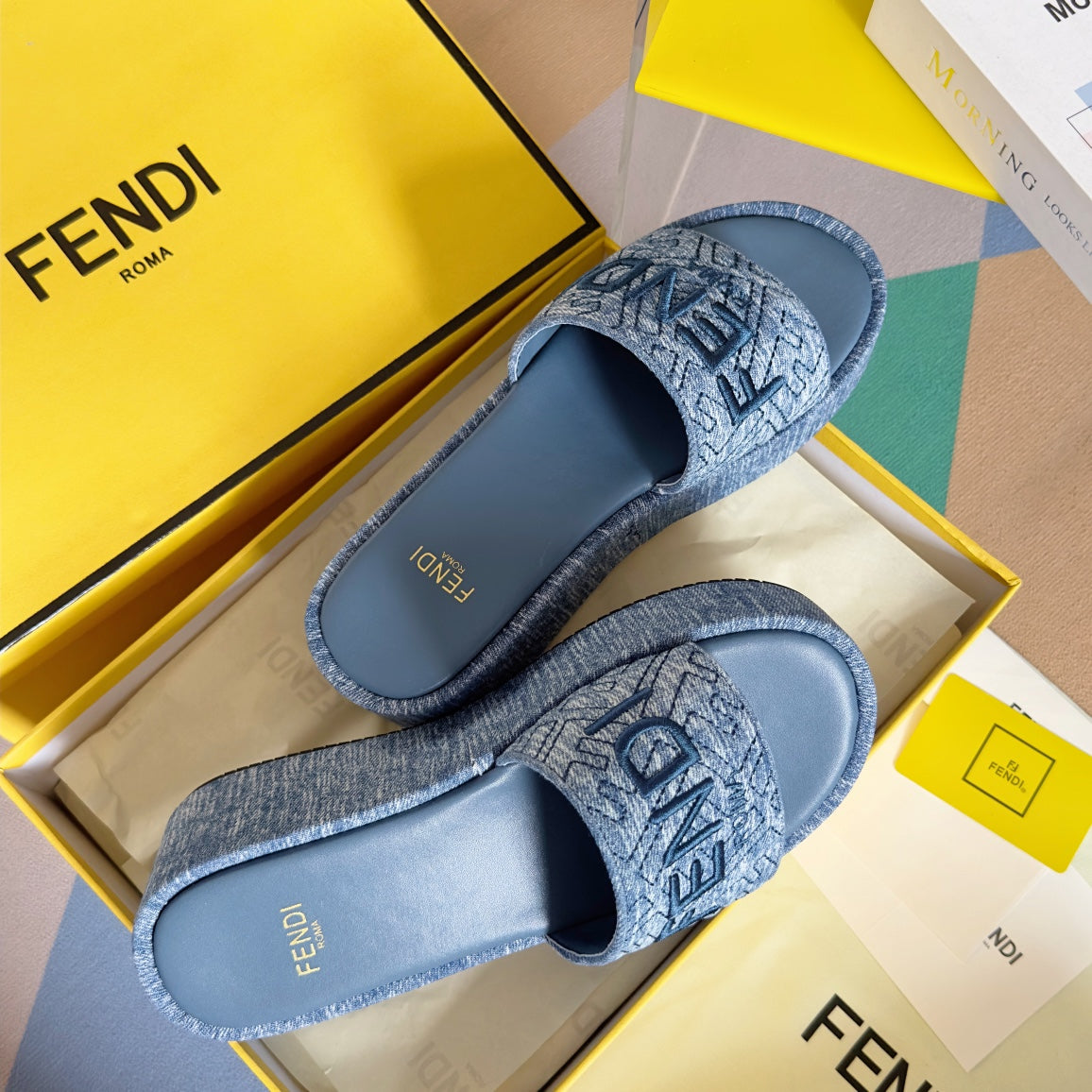 FENDI FF Monogram Sunshine 65 Blue Sky Fabric Slide