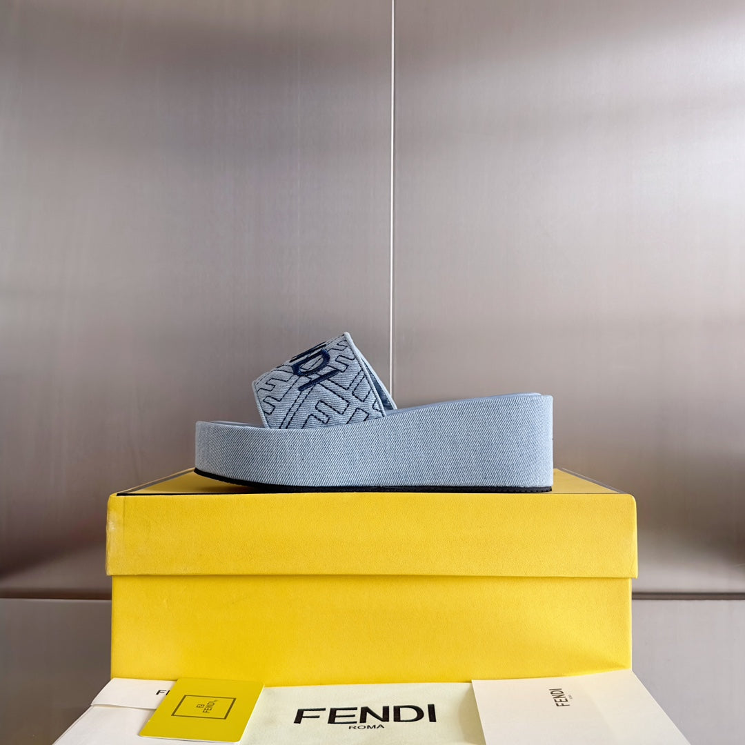 FENDI FF Monogram Sunshine 65 Light Blue Fabric Slide