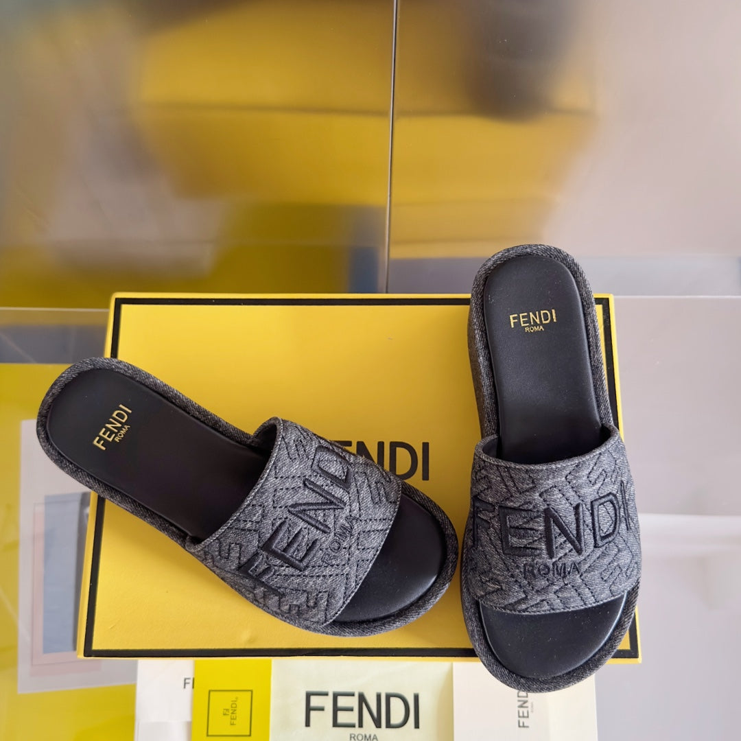 FENDI FF Monogram Sunshine 65 Black Fabric Slide