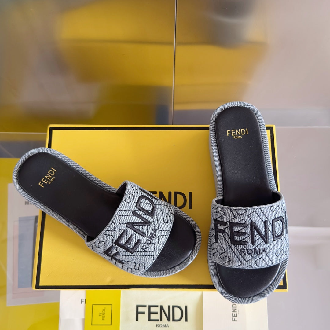 FENDI FF Monogram Sunshine 65 Black Grey Fabric Slide