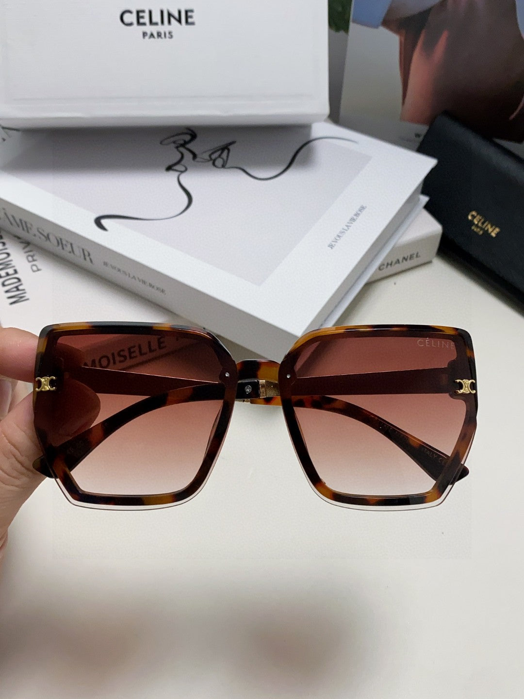 Celine TRIOMPHE SUNGLASS 497830 IN HAVANA ACETATE EMBOSSED LOGO