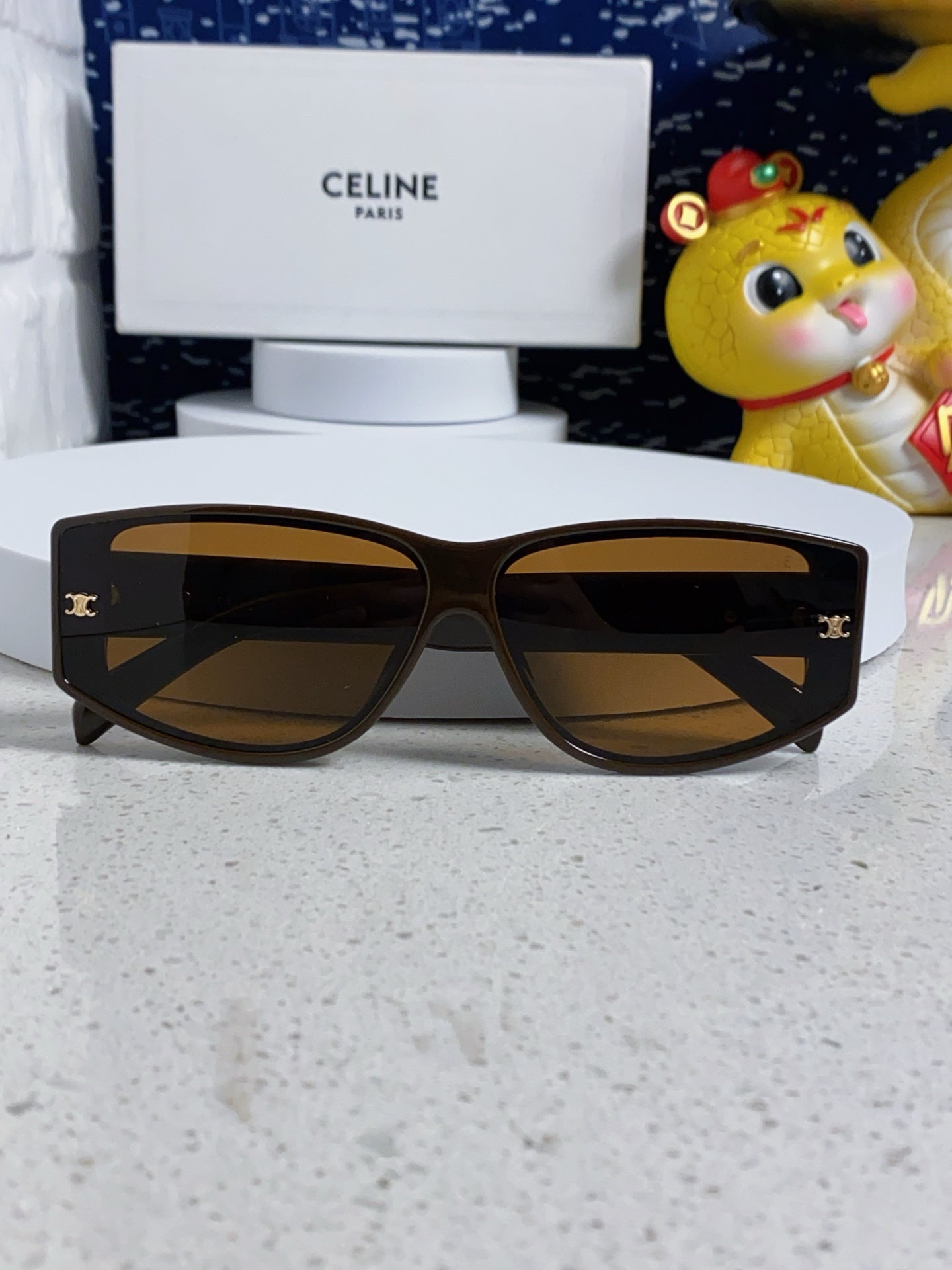 Celine TRIOMPHE SUNGLASS 533219 IN CARAMEL ACETATE