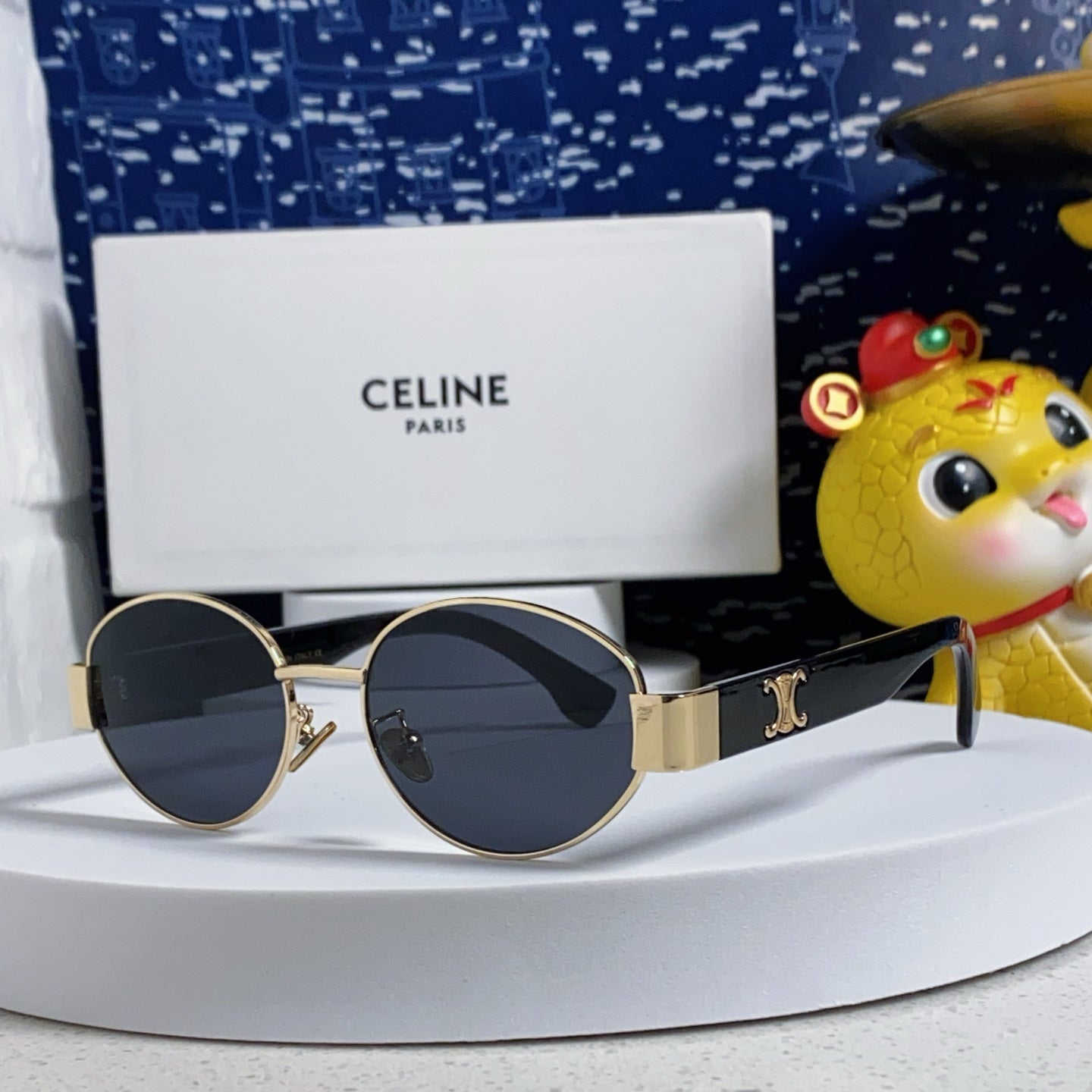 Celine TRIOMPHE SUNGLASS 538532 IN BLACK ACETATE GOLD METAL