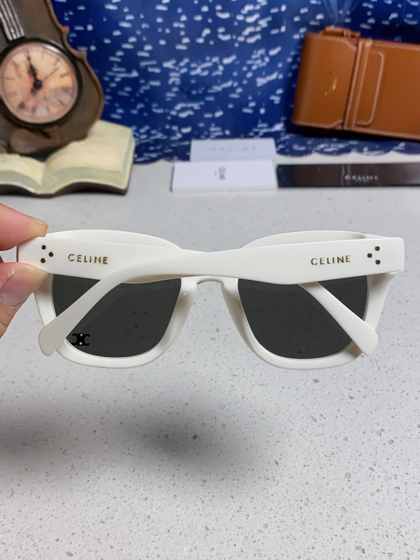 Celine SQUARE SUNGLASS 575842 IN WHITE ACETATE