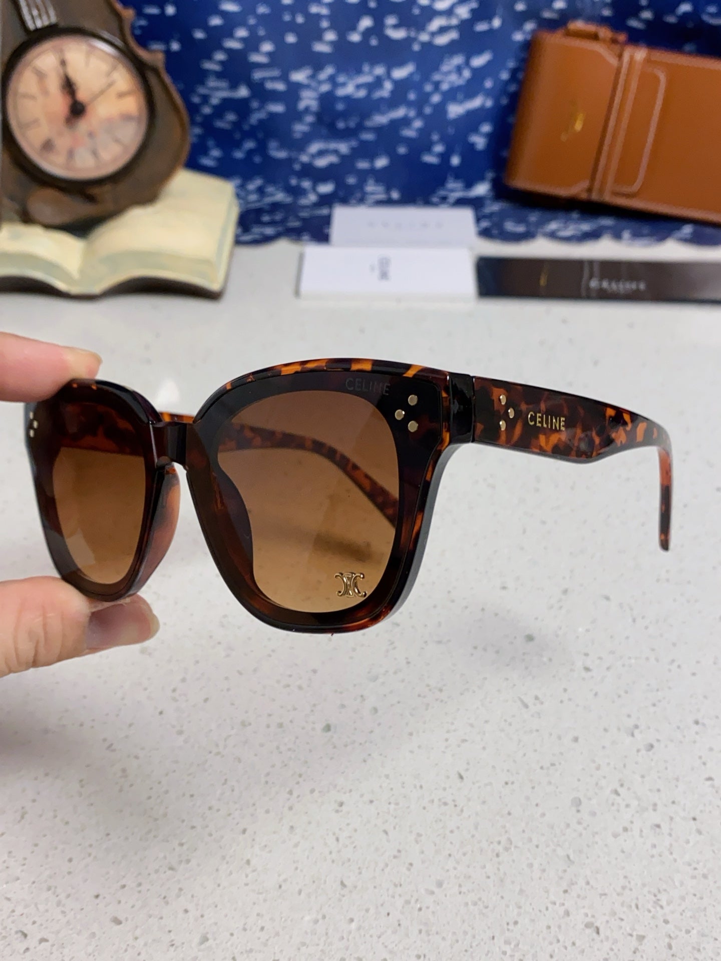 Celine SQUARE SUNGLASS 575844 IN HAVANA ACETATE