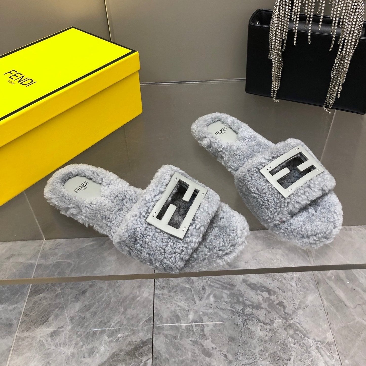 FENDI FENDI BAGUETTE SLIDE SLIPPERS IN GREY WOOL