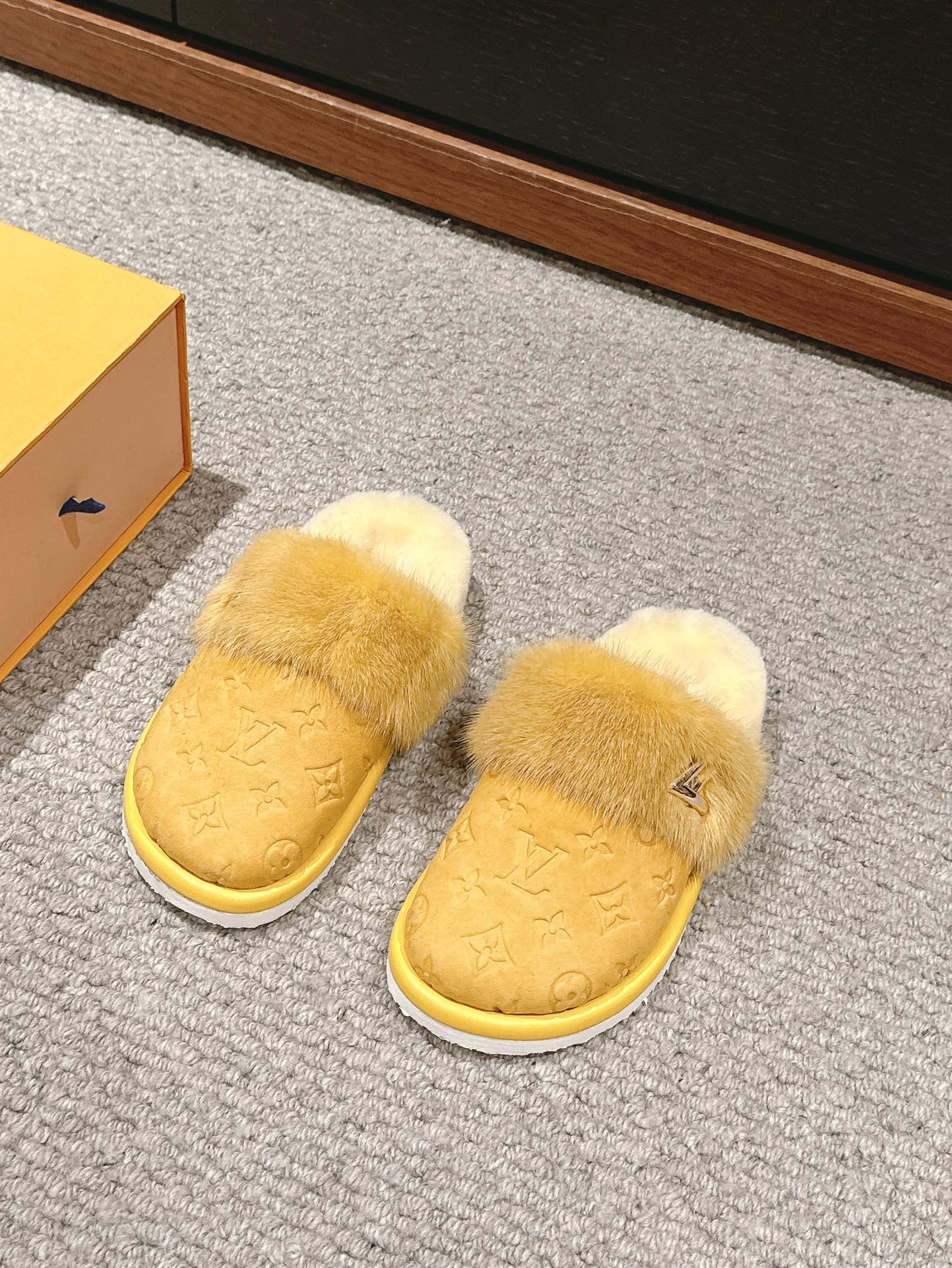 Louis Vuitton Flat Mule Yellow With Fur Monogram Suede