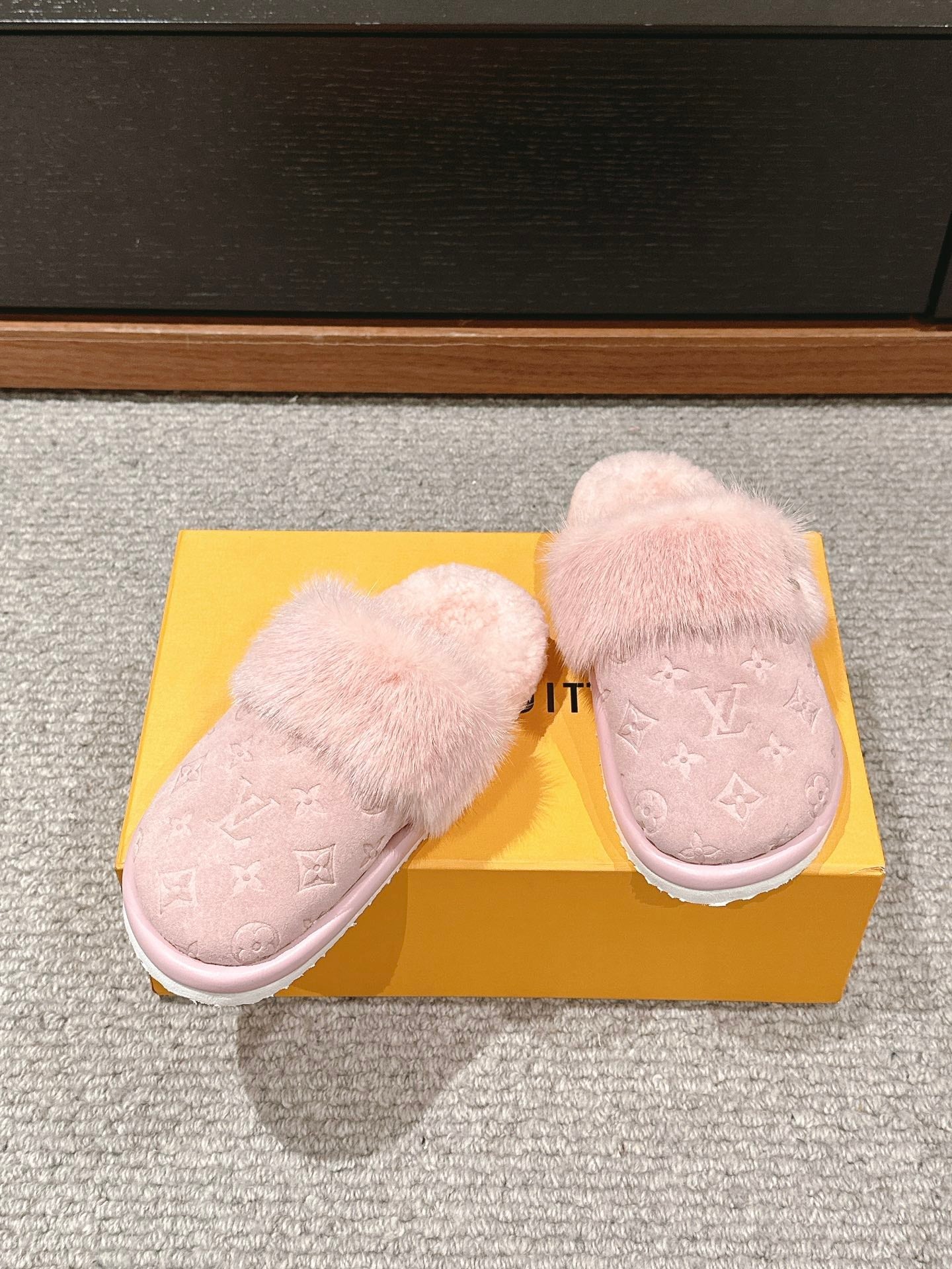 Louis Vuitton Flat Mule Pink With Fur Monogram Suede
