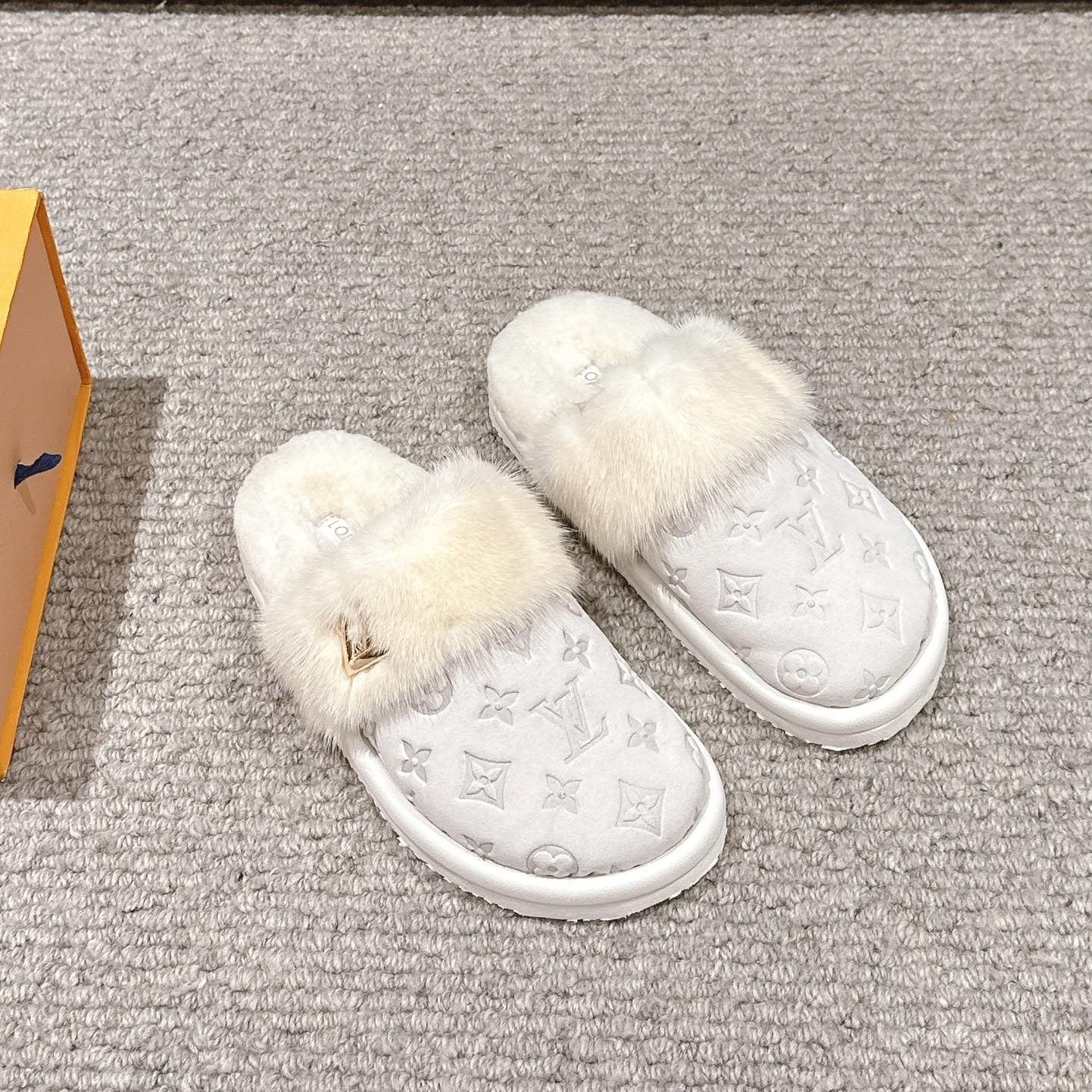 Louis Vuitton Flat Mule White With Fur Monogram Suede