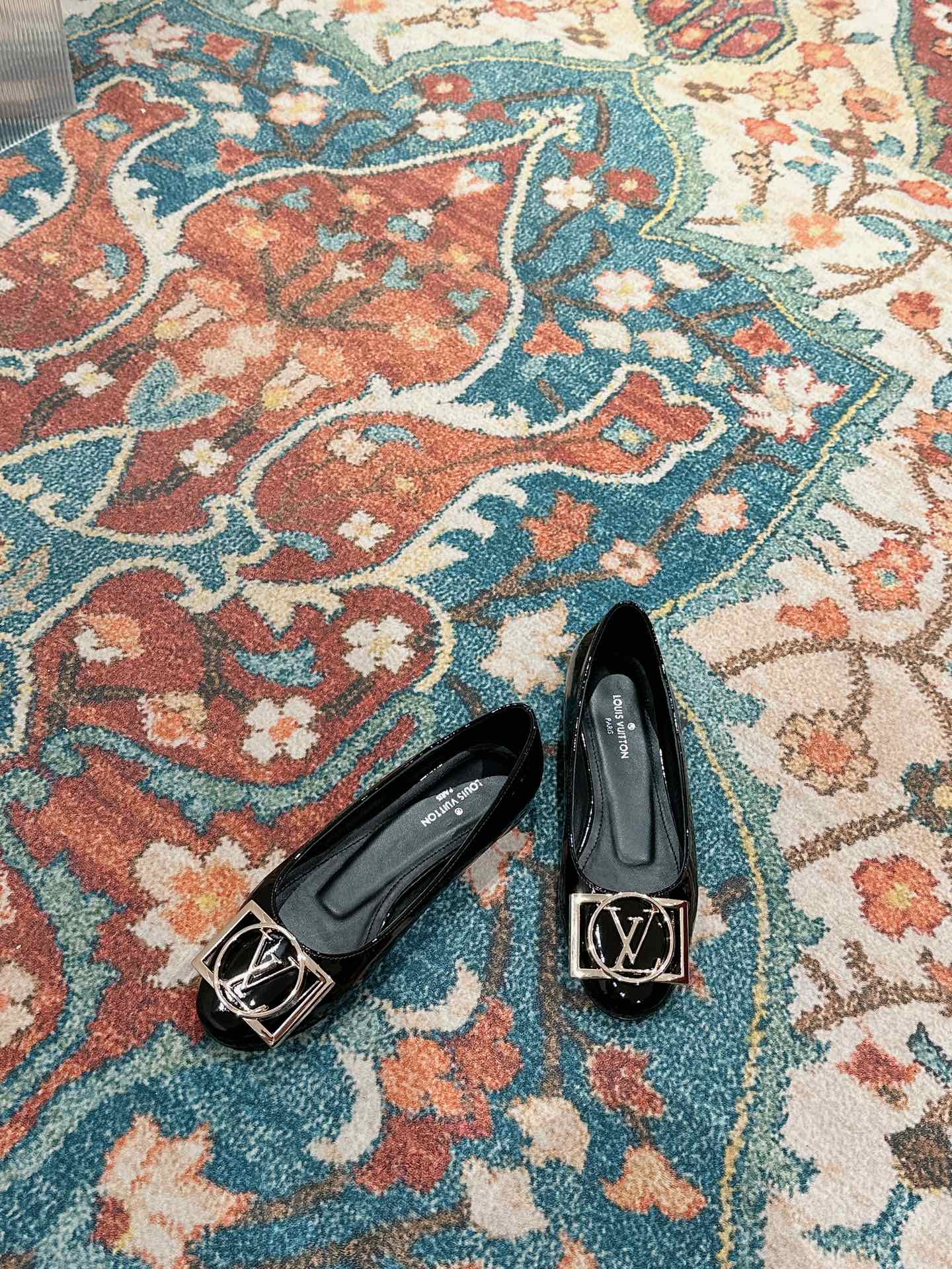 Louis Vuitton Shake Flat Ballerina Black Lambskin