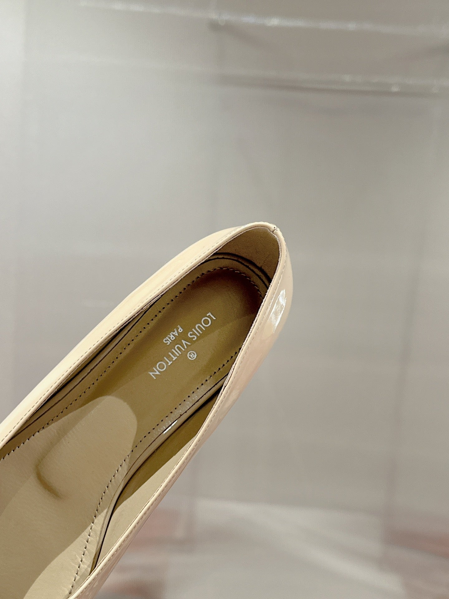 Louis Vuitton Shake Flat Ballerina Beige Lambskin