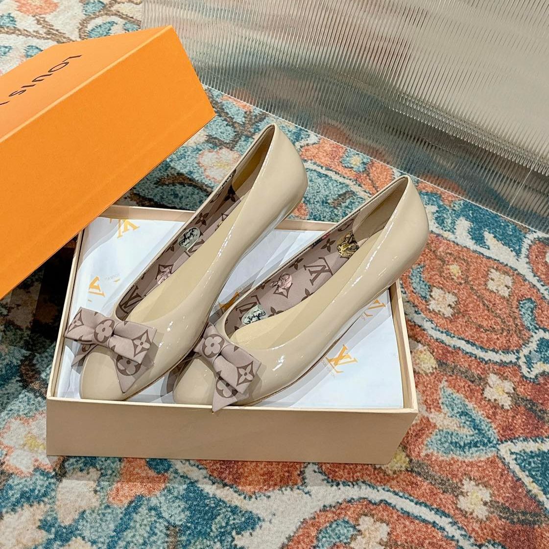 Louis Vuitton Popi Flat Ballerina Beige Cowhide