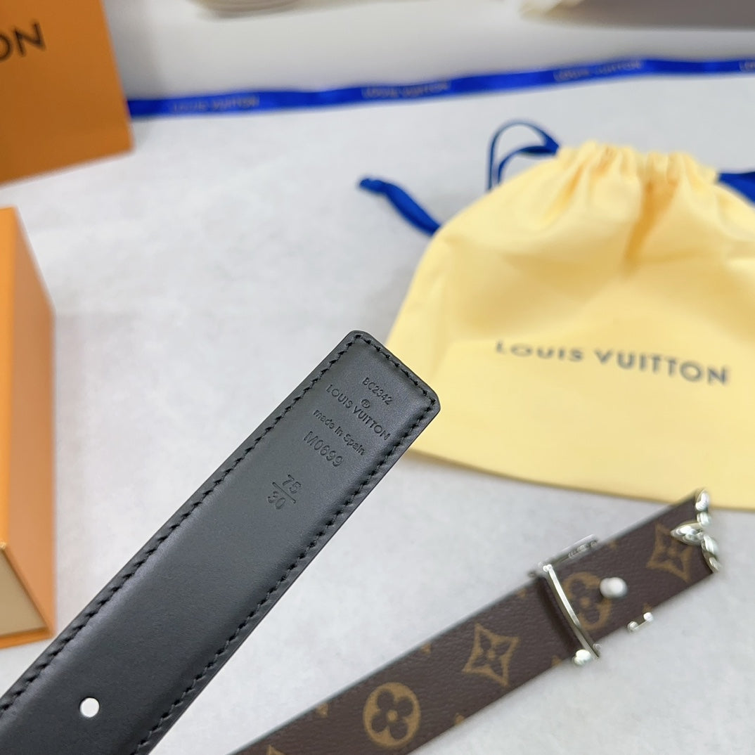 Louis Vuitton Pretty 30mm Reversible Belt Black Calfskin Silver Buckle