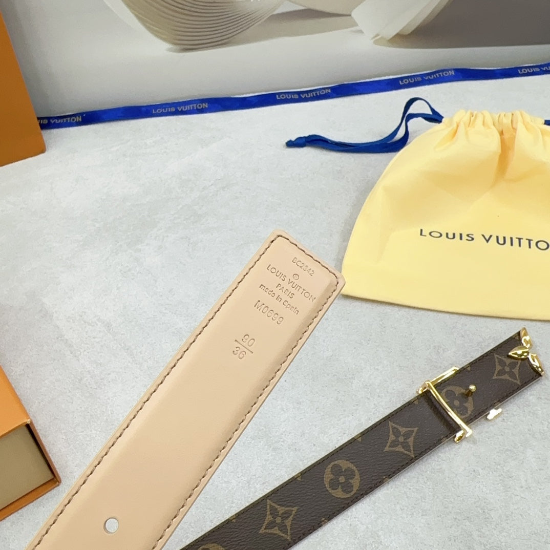 Louis Vuitton Pretty 30mm Reversible Belt Beige Calfskin