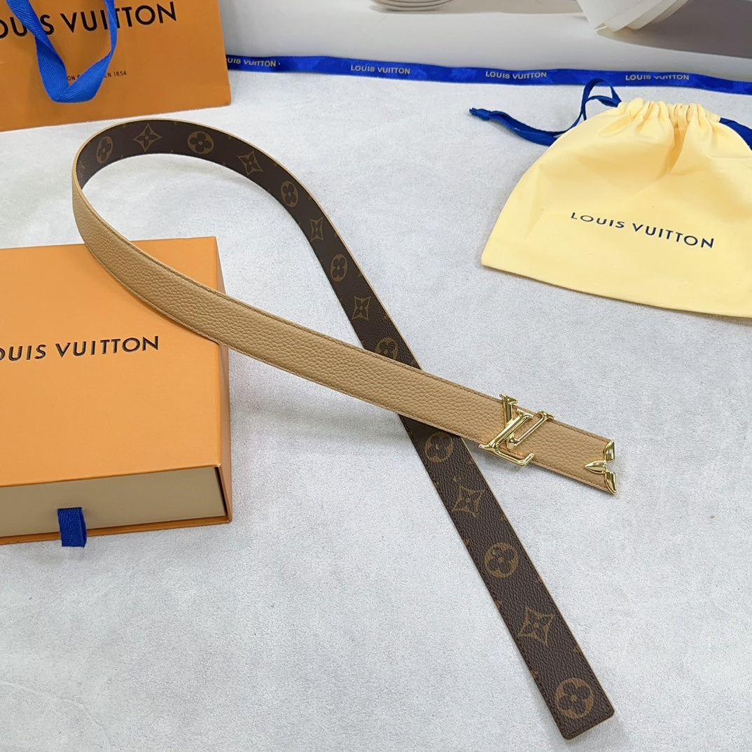Louis Vuitton Pretty 30mm Reversible Belt Beige Grained Calfskin
