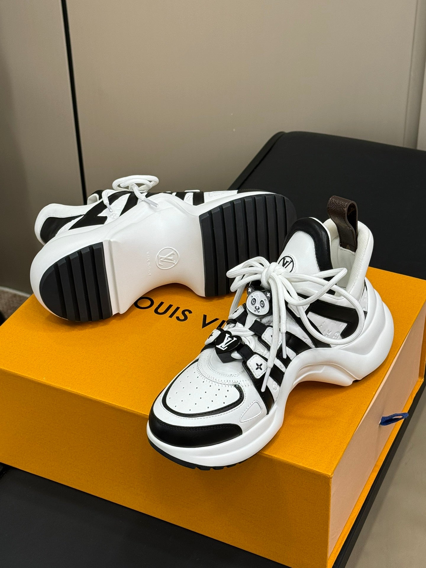 Louis Vuitton Archlight Sneaker White Mix Black Calfskin