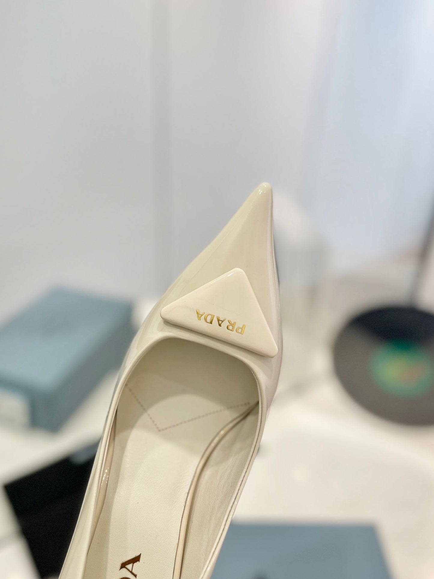 PRADA Pumps 75 White Patent Leather