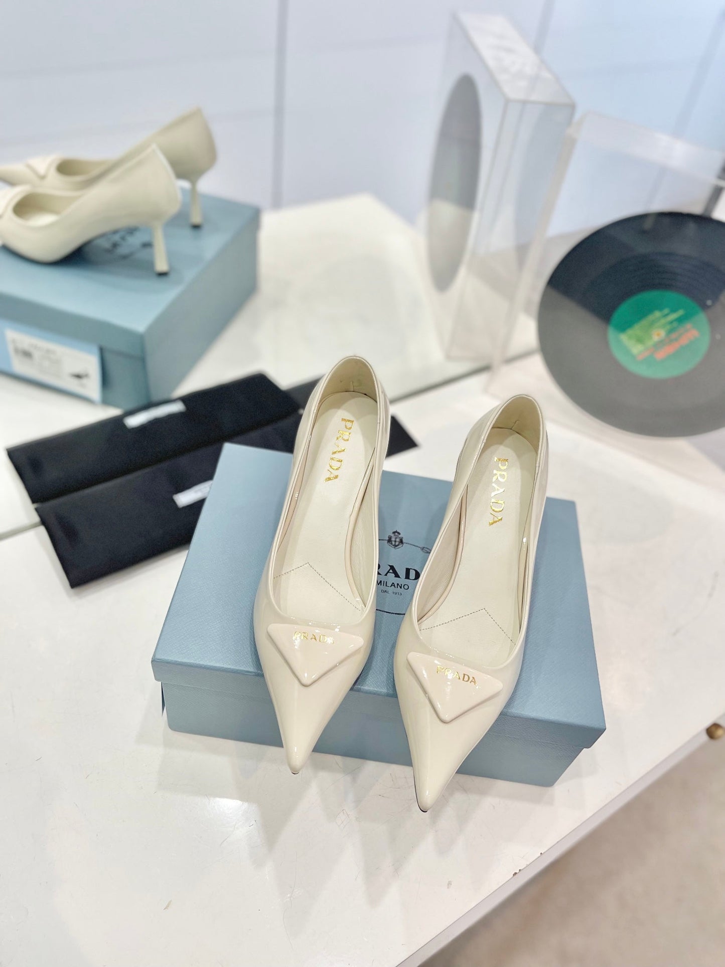 PRADA Pumps 75 White Patent Leather