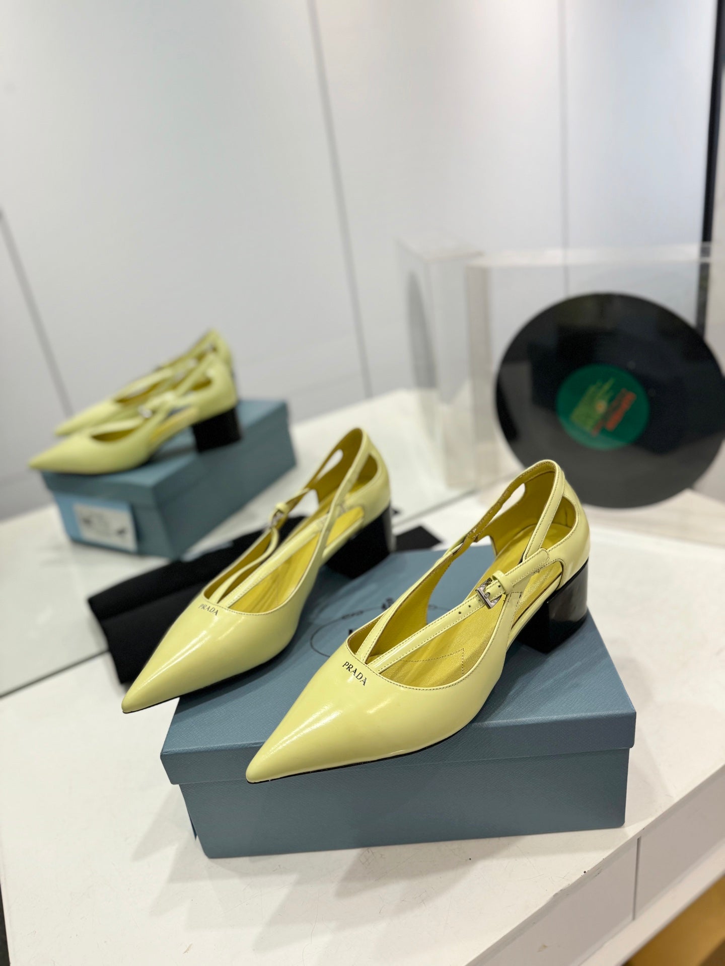 PRADA Pumps 50 Square Sole Vanilla Patent Leather
