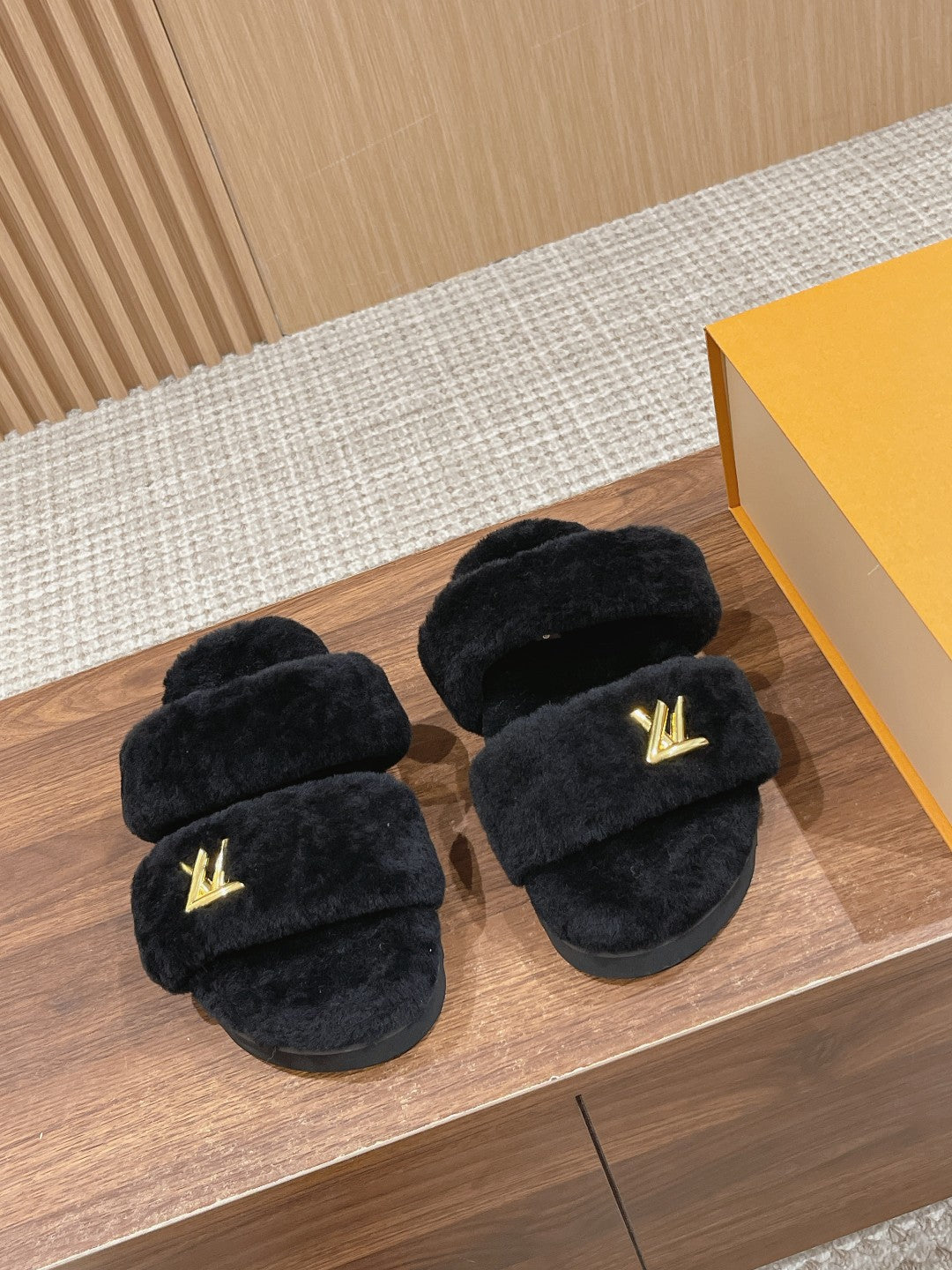 Louis Vuitton Sunset Flat Comfort Mule Black Wool