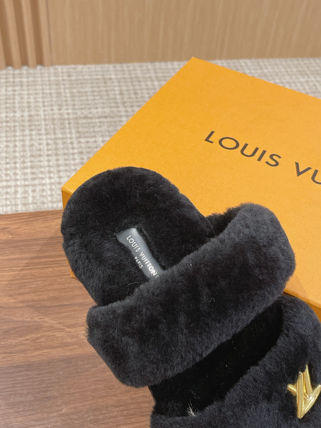 Louis Vuitton Sunset Flat Comfort Mule Black Wool