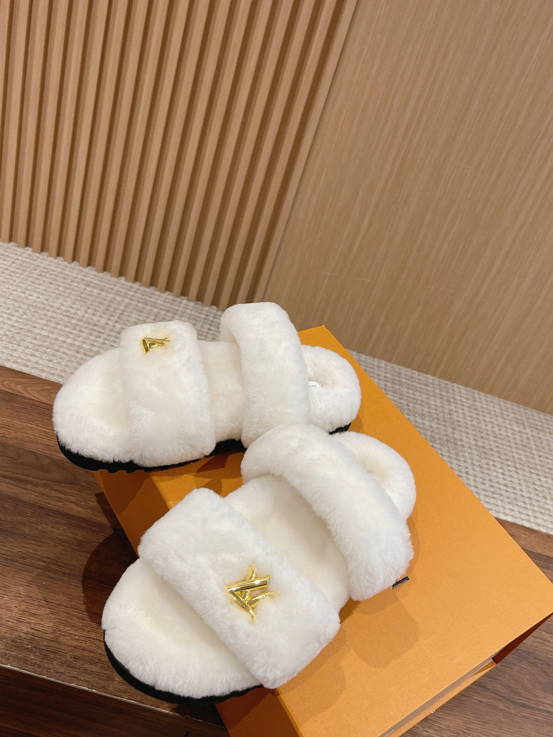 Louis Vuitton Sunset Flat Comfort Mule White Wool