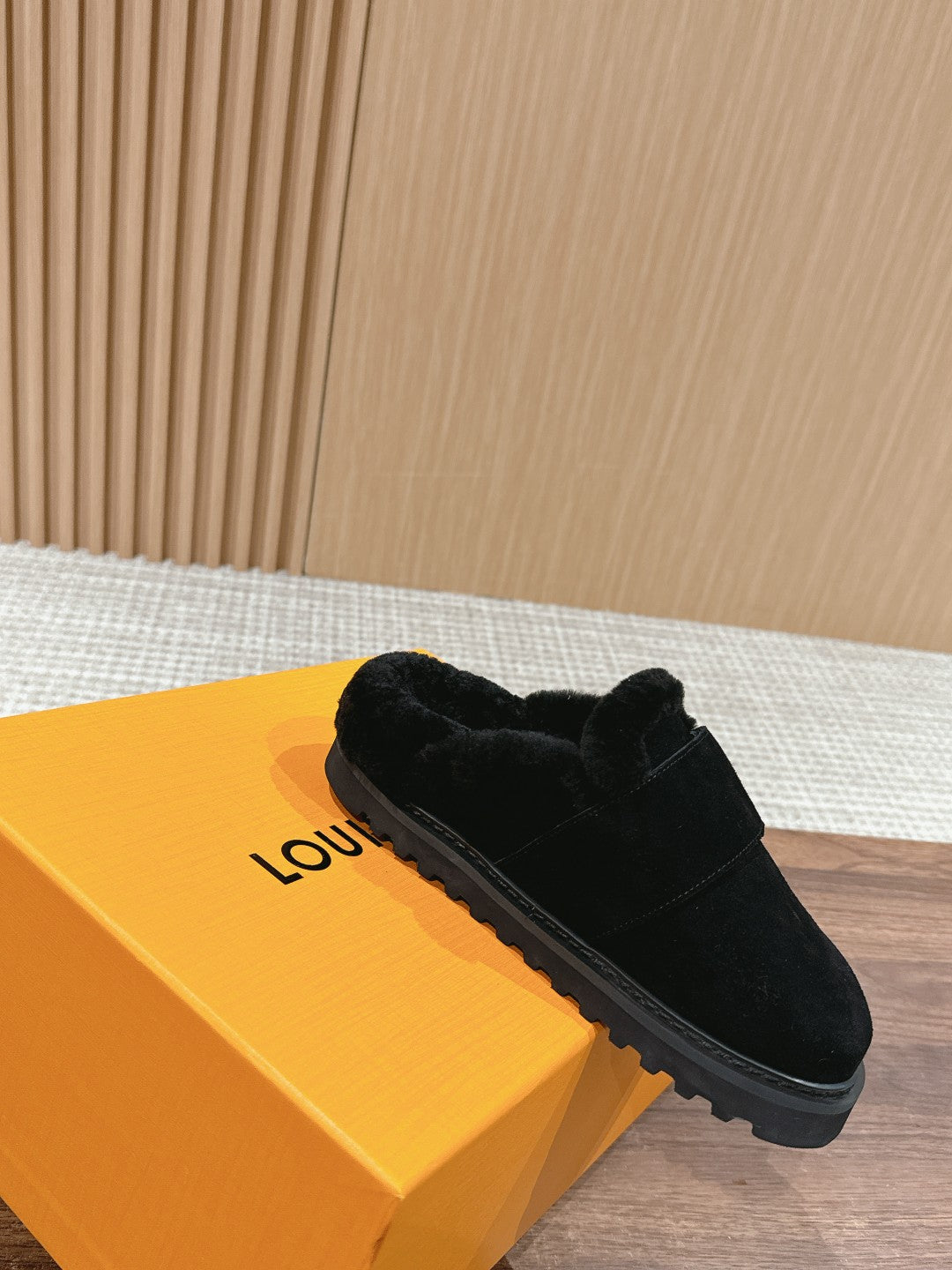 Louis Vuitton Cosy Flat Comfort Clog Black Fur Lining Suede