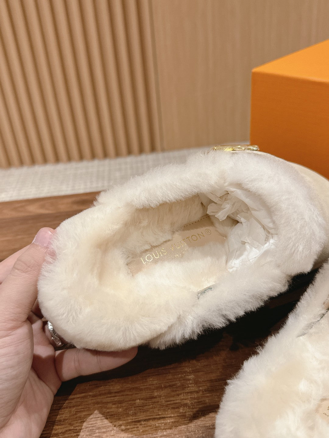 Louis Vuitton Cosy Flat Comfort Clog Beige Fur Lining Suede