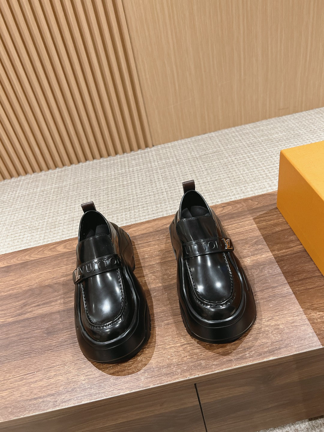Louis Vuitton Archlight 2.0 Platform Loafer 60mm Glossy Black Calfskin