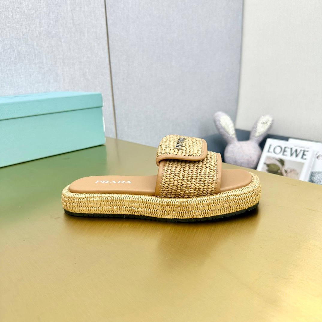 PRADA Crochet Mule 20 Beige