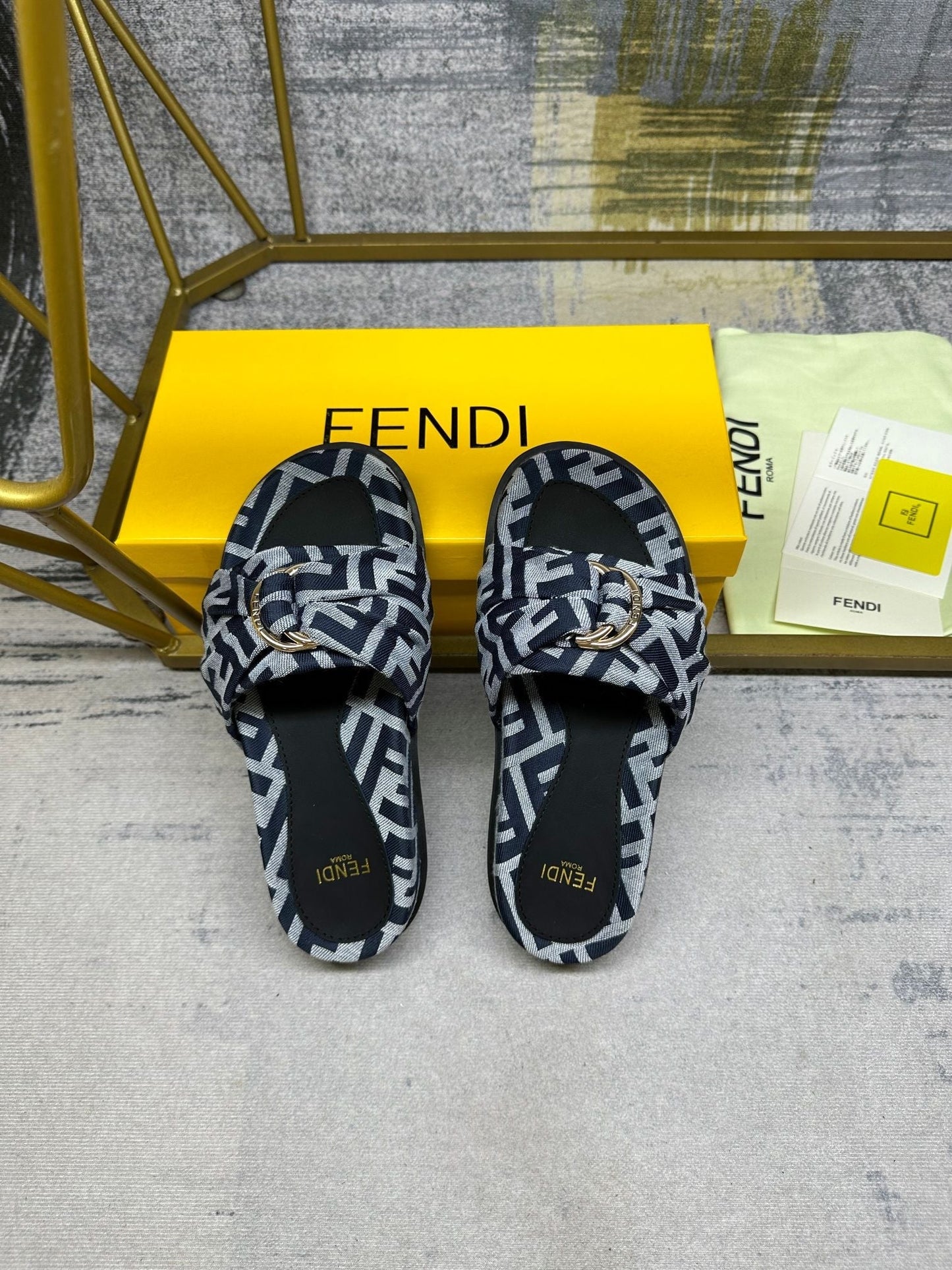 FENDI FF Feel 10 Black Grey FF jacquard Slide