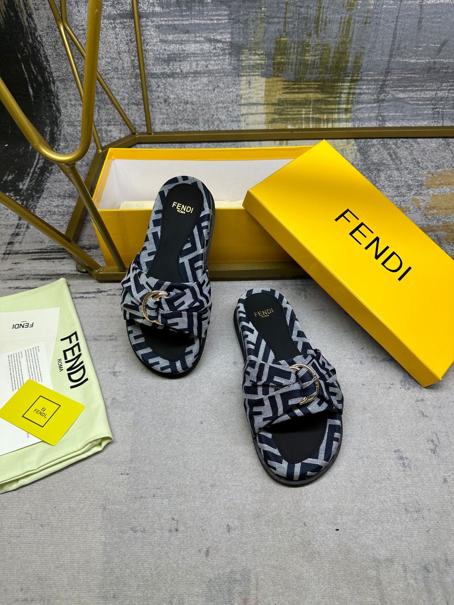 FENDI FF Feel 10 Black Grey FF jacquard Slide