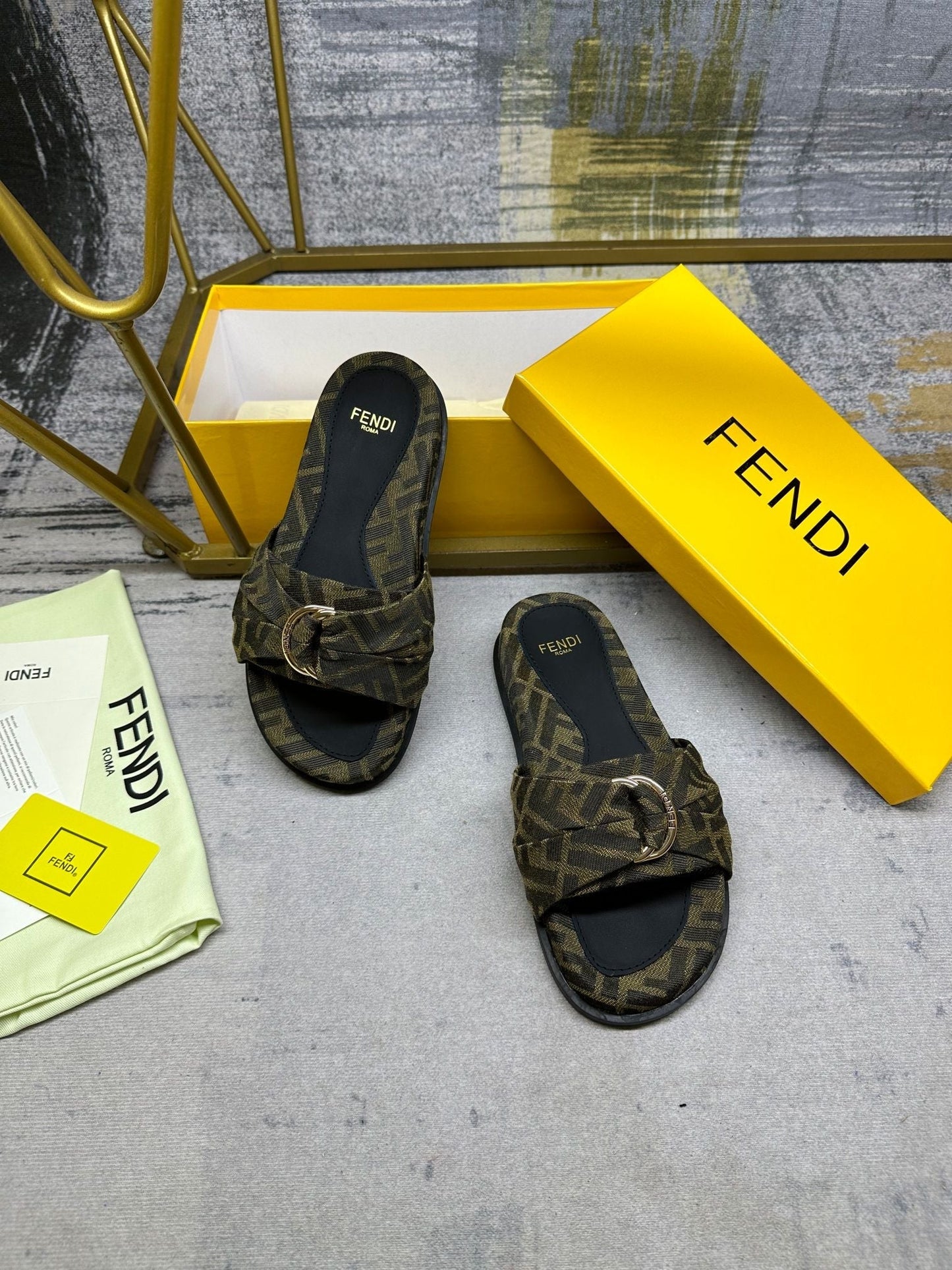 FENDI FF Feel 10 Olive Black FF jacquard Slide
