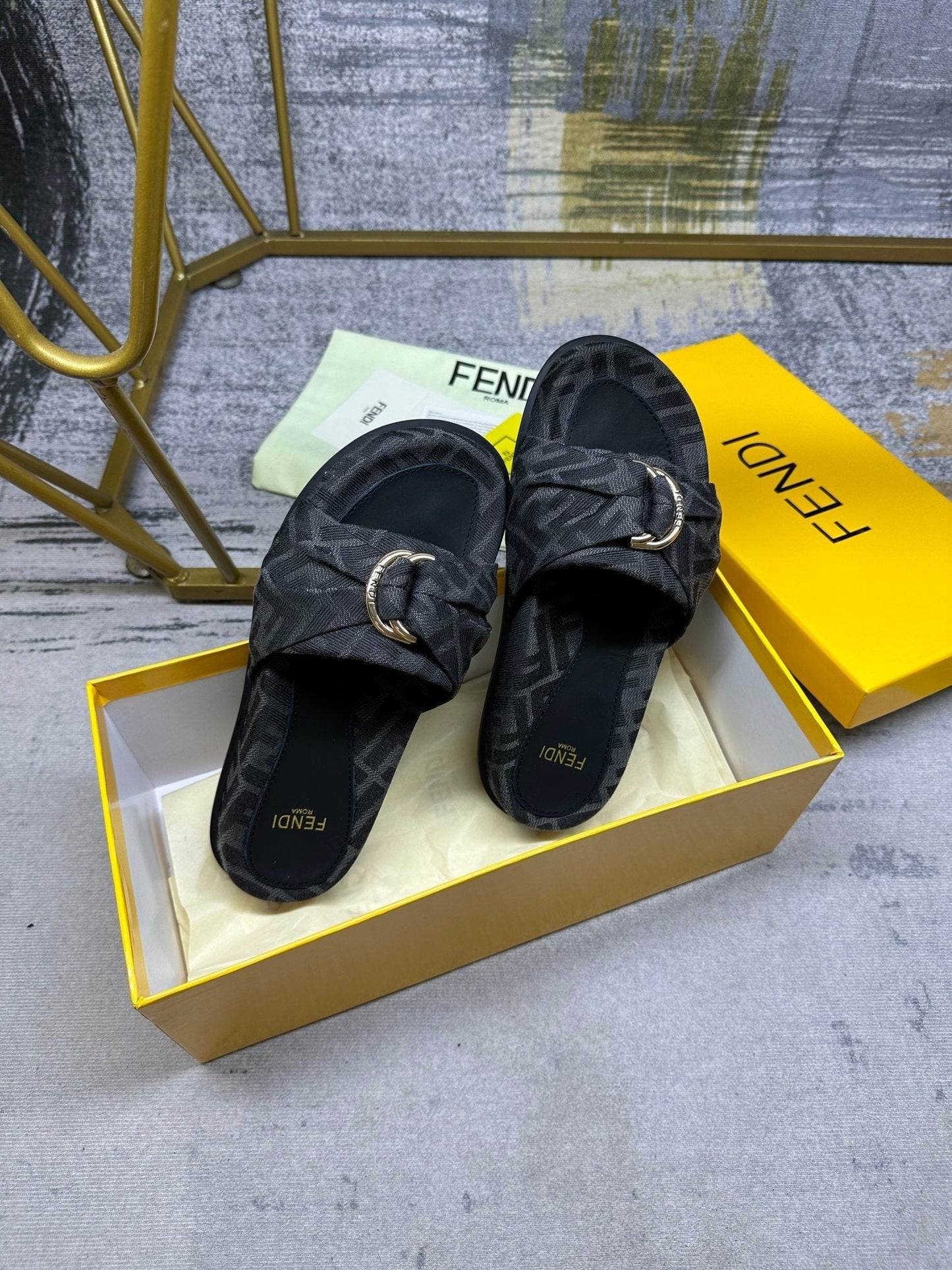 FENDI FF Feel 10 Black FF jacquard Slide