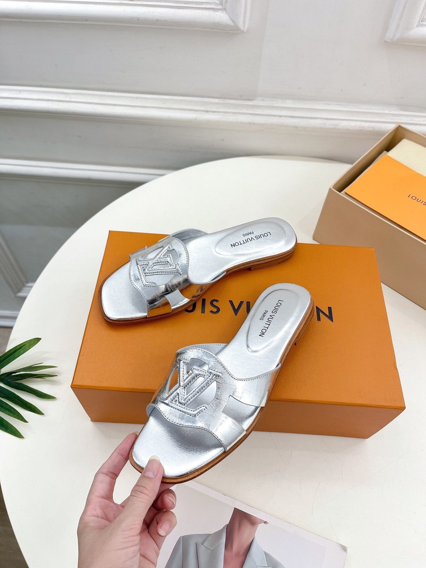 Louis Vuitton isola flat mule silver metalic calfskin