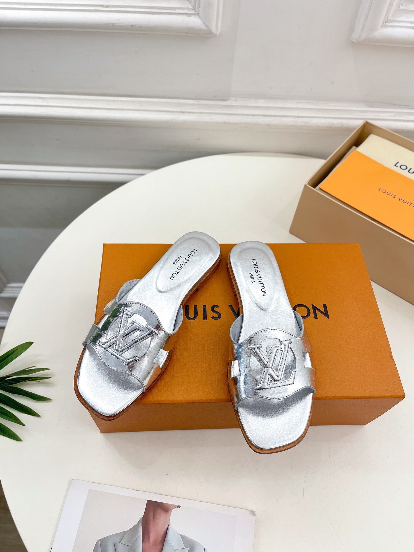 Louis Vuitton isola flat mule silver metalic calfskin