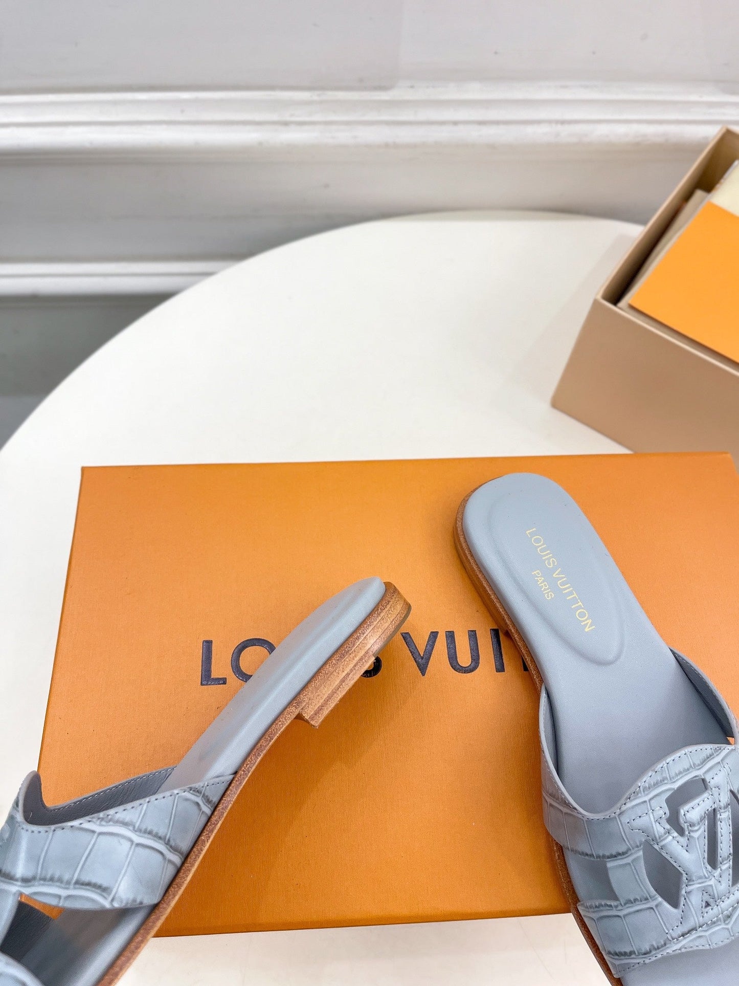 Louis Vuitton isola flat mule grey calfskin