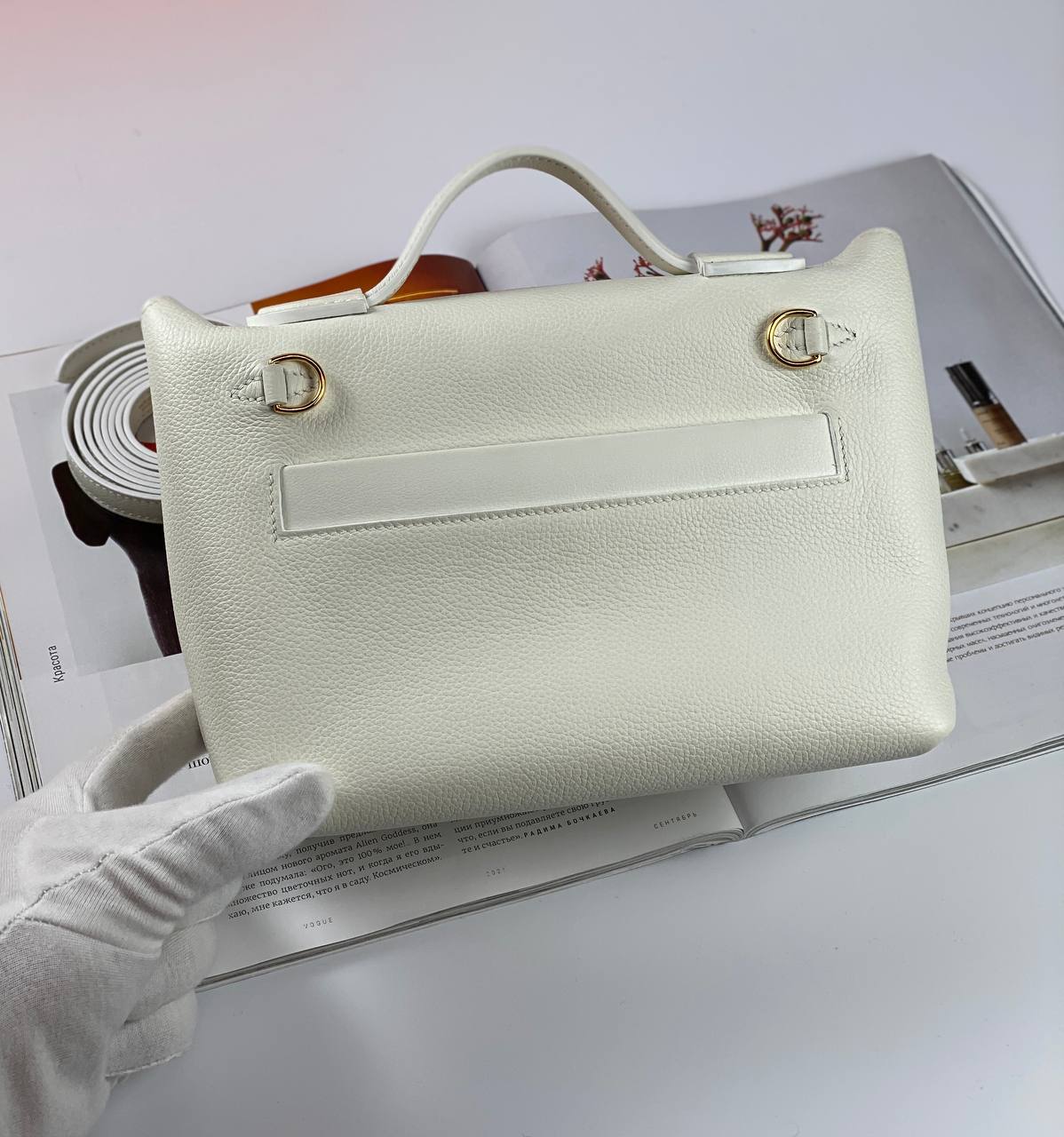 Hermes 24/24 Bag Evercolor with Swift 21 white Gold Hardware