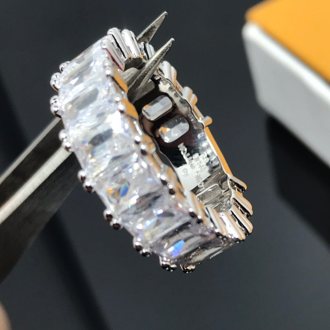 Louis Vuitton LOGO SILVER DIAMOND RING