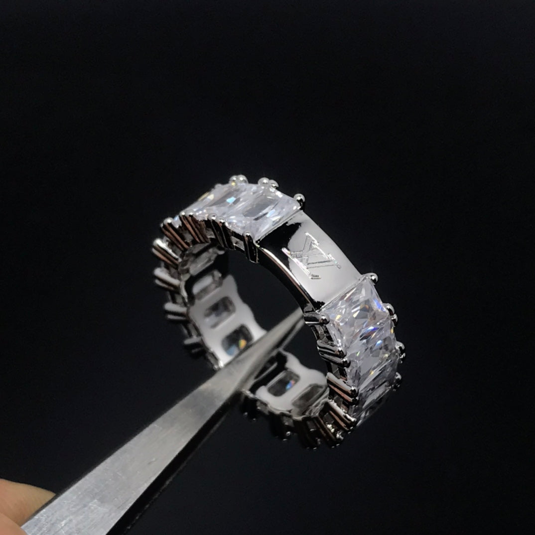 Louis Vuitton LOGO SILVER DIAMOND RING