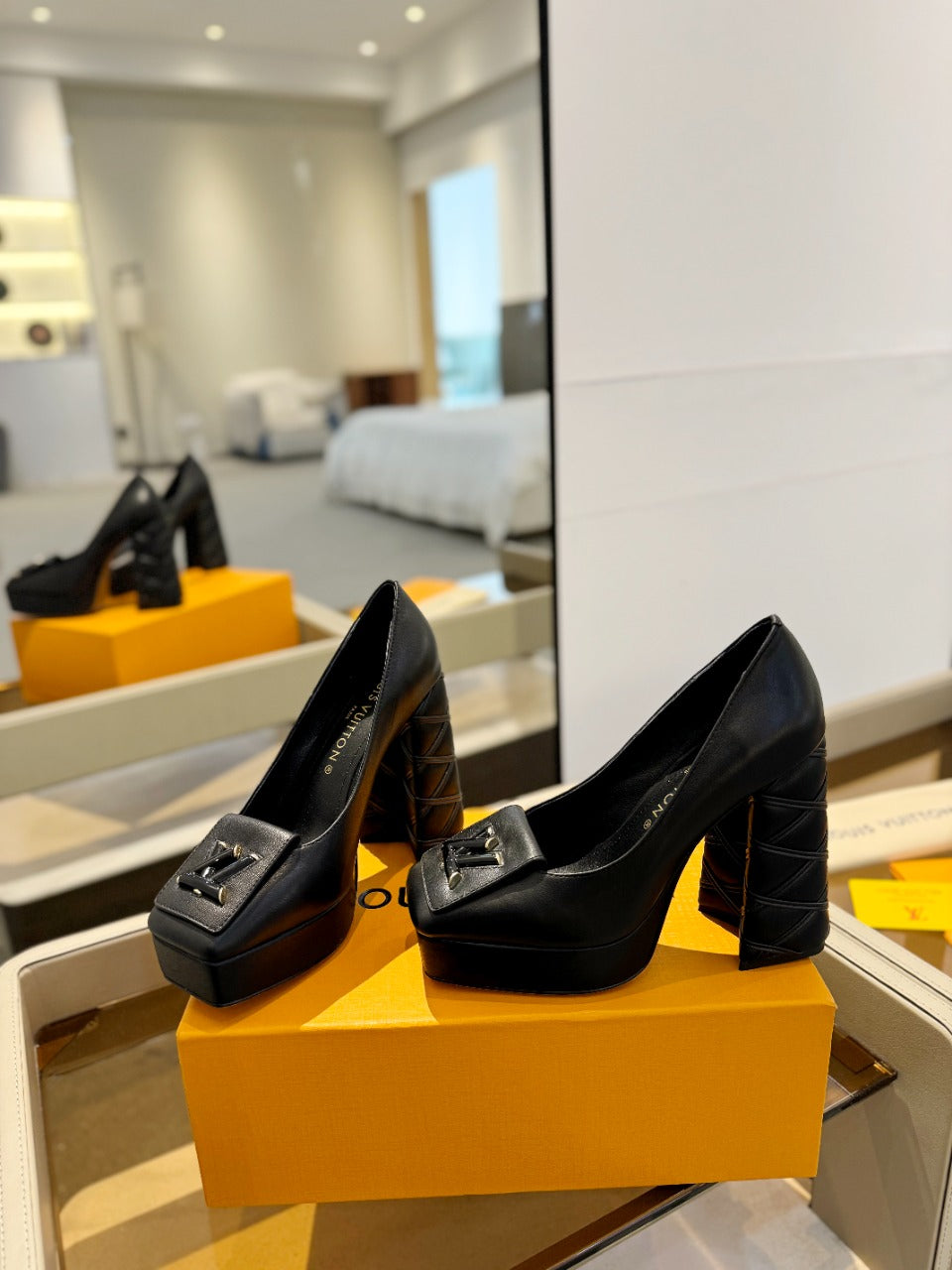 Louis Vuitton Shake Pump 120mm Plain Black Cowhide
