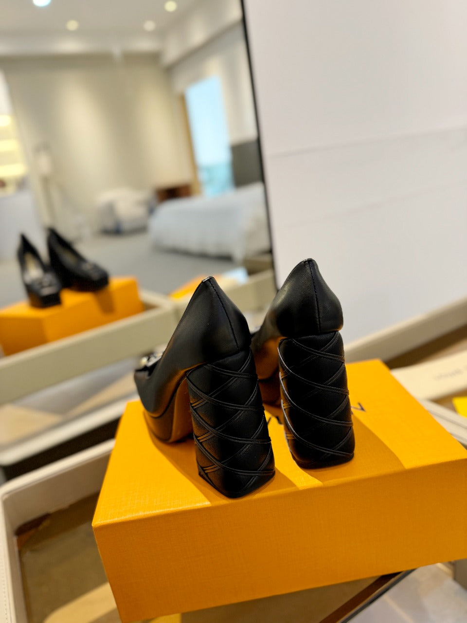 Louis Vuitton Shake Pump 120mm Plain Black Cowhide